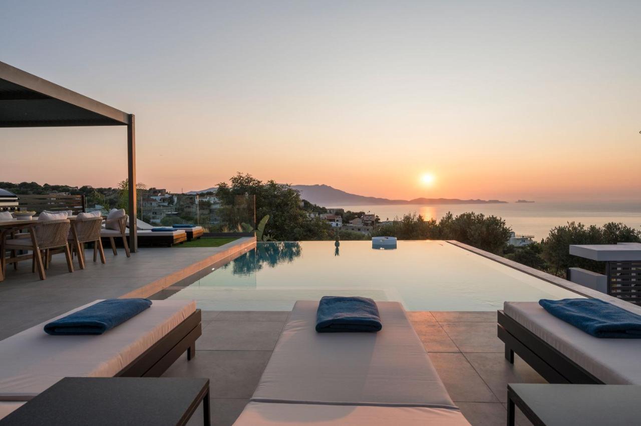 Villa Ekphrasis With Sea View And Jacuzzi Ravdhoúkha Exterior foto